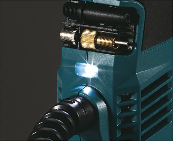 Gonfleur / compresseur à batterie 18V Makita (Produit seul) DMP181Z