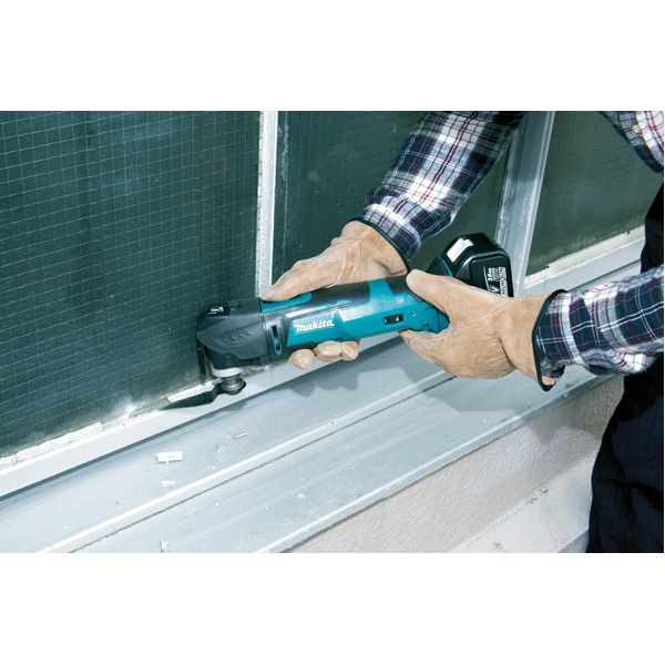 Découpeur-ponceur multifonctions 18 V Li-ion (Produit seul) DTM51ZJ Makita