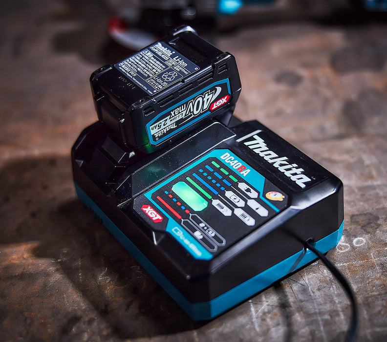 Pack énergie XGT® 40V Makita - 2 batteries 4,0 Ah + chargeur rapide