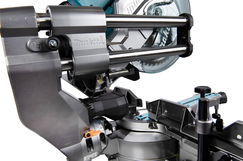 Scie radiale XGT® 40V Ø216 mm (Produit seul) - LS002GZ01 Makita