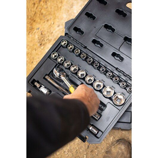 Coffret De Douilles 1/2"  - Jeu De 24 Pcs  Stanley STMT82830-1