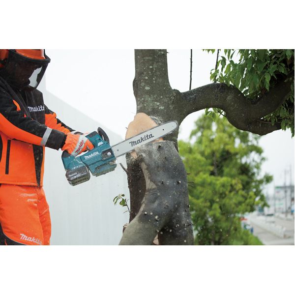 Tronçonneuse d'élagage 30cm 36V 2x18V + 2 batteries 18V 5Ah - Makita DUC306PT2B