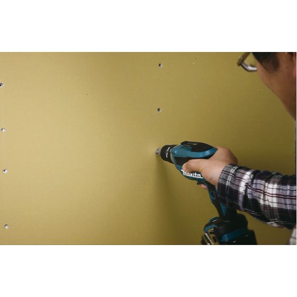 Visseuse automatique 18 V Li-Ion 5 Ah 5 x 25 à 55 mm Makita DFS452TJX2